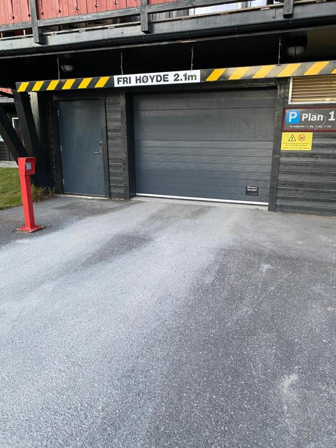 Leilighet Beitostolen Sentrum, Terrasse Og Innendors Parkering Exterior foto