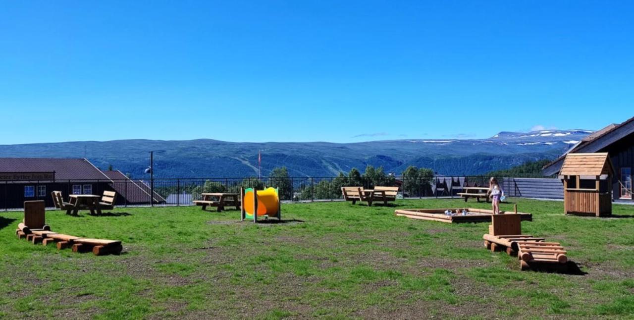 Leilighet Beitostolen Sentrum, Terrasse Og Innendors Parkering Exterior foto